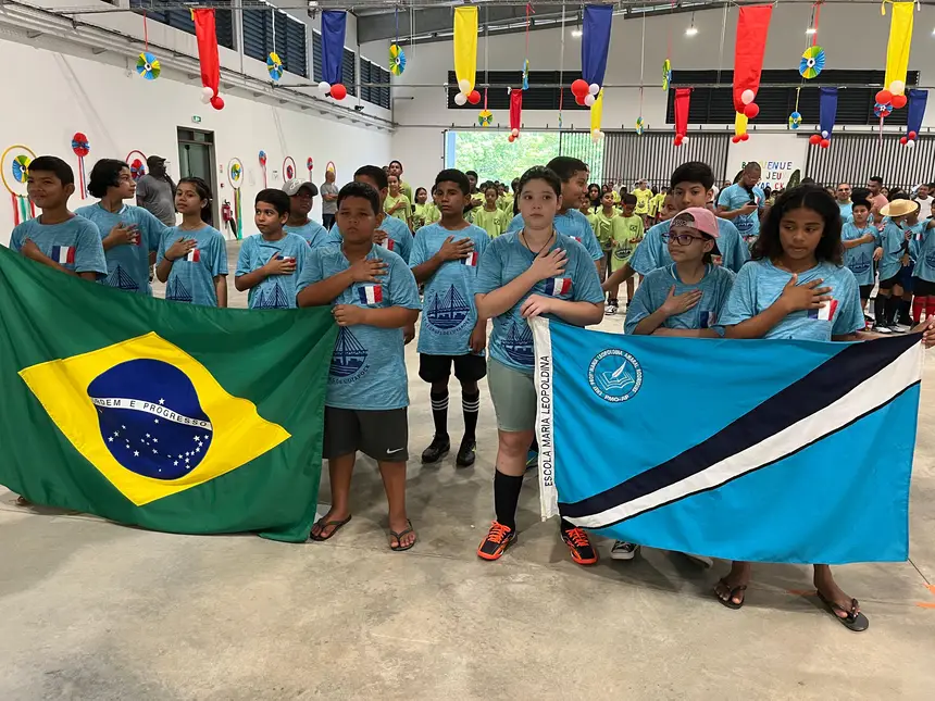 Estudantes da Escola Joaquim Caetano da Silva 