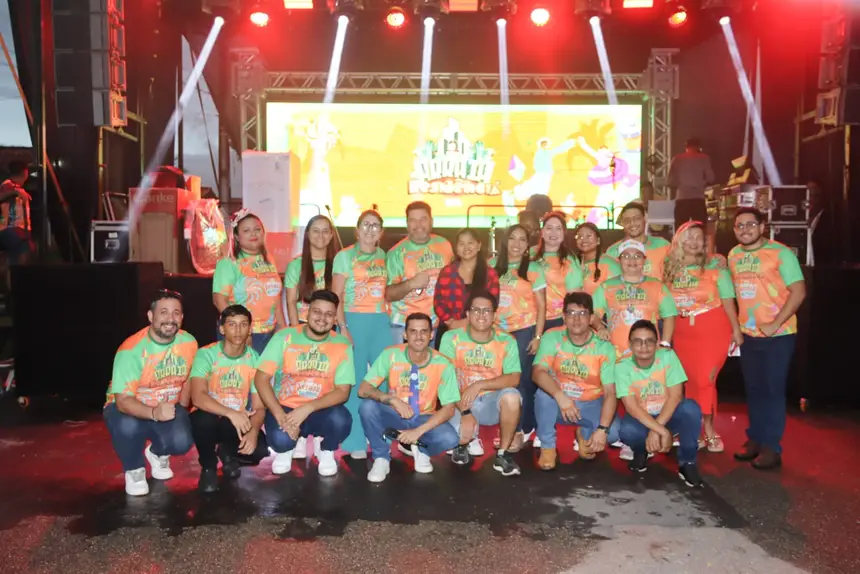 Equipe da Sehab durante a abertura do Arraiá dos Residenciá