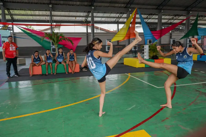 Os estudantes apeoveitam o Centro de vivência para o descanso, lazer e diversão 