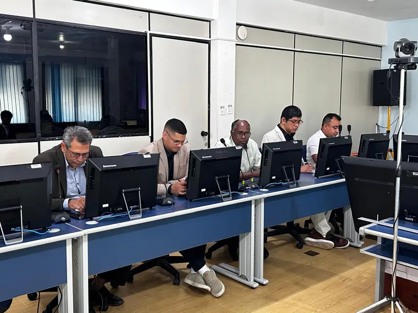 Reunião foi transmitida ao vivo pelas plataformas digitais