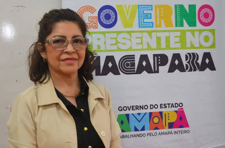 Professora e ministrante do curso Luciete Tavares