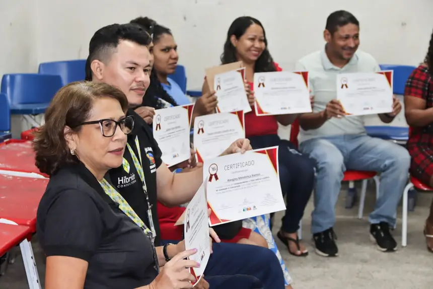 Os participantes foram certificados