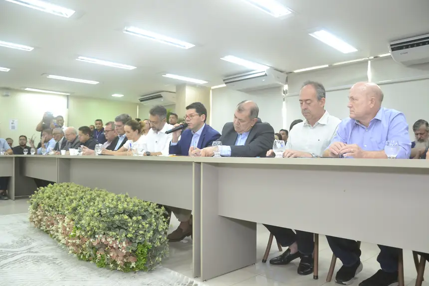  <div class='credito_fotos'>Foto: Maksuel Martins/GEA   |   <a href='/midias/2025/originais/20250814144858-GF00016396-F00201221.webp' download><i class='fa-solid fa-download'></i> Download</a></div>