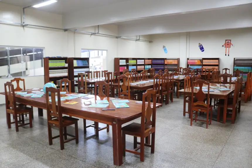 A biblioteca da escola