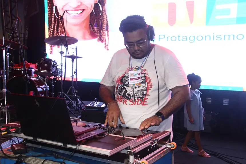 Dj Maikão agitou o primeiro dia de festival 