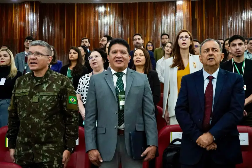  <div class='credito_fotos'>Foto: Luhana Baddini/Agência Grito   |   <a href='/midias/2025/originais/20250818125822-GF00016408-F00201573.webp' download><i class='fa-solid fa-download'></i> Download</a></div>