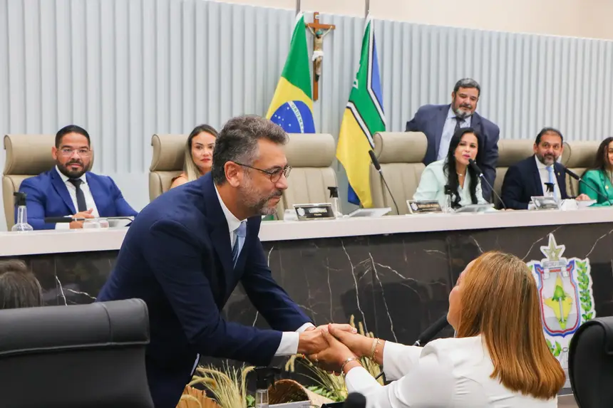  <div class='credito_fotos'>Foto: Dinho Rocha / Agência Grito    |   <a href='/midias/2025/originais/20250918142307-GF00016535-F00205346.webp' download><i class='fa-solid fa-download'></i> Download</a></div>