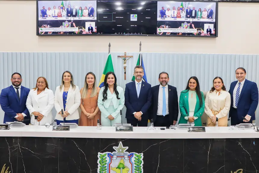  <div class='credito_fotos'>Foto: Dinho Rocha / Agência Grito    |   <a href='/midias/2025/originais/20250918142316-GF00016535-F00205351.webp' download><i class='fa-solid fa-download'></i> Download</a></div>