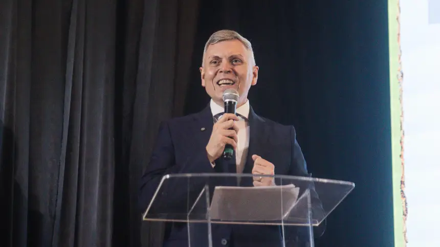  <div class='credito_fotos'>Foto: Israel Cardoso/GEA   |   <a href='/midias/2025/originais/20250925084457-GF00016550-F00206049.webp' download><i class='fa-solid fa-download'></i> Download</a></div>