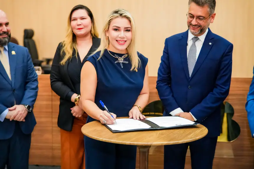 <div class='credito_fotos'>Foto: Jessé Matos/Agência Grito   |   <a href='/midias/2025/originais/20250926094228-GF00016554-F00206136.webp' download><i class='fa-solid fa-download'></i> Download</a></div>