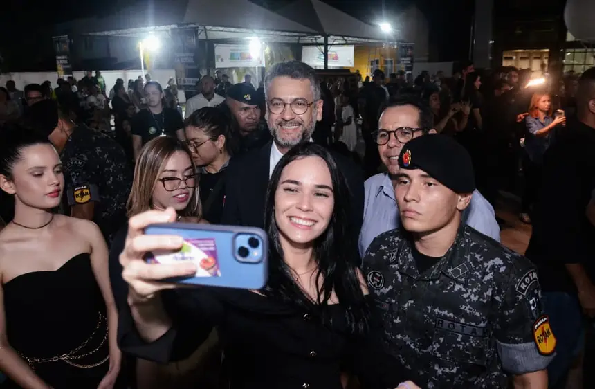 <div class='credito_fotos'>Foto: Max Renê/GEA   |   <a href='/midias/2025/originais/20251001103535-GF00016565-F00206402.webp' download><i class='fa-solid fa-download'></i> Download</a></div>