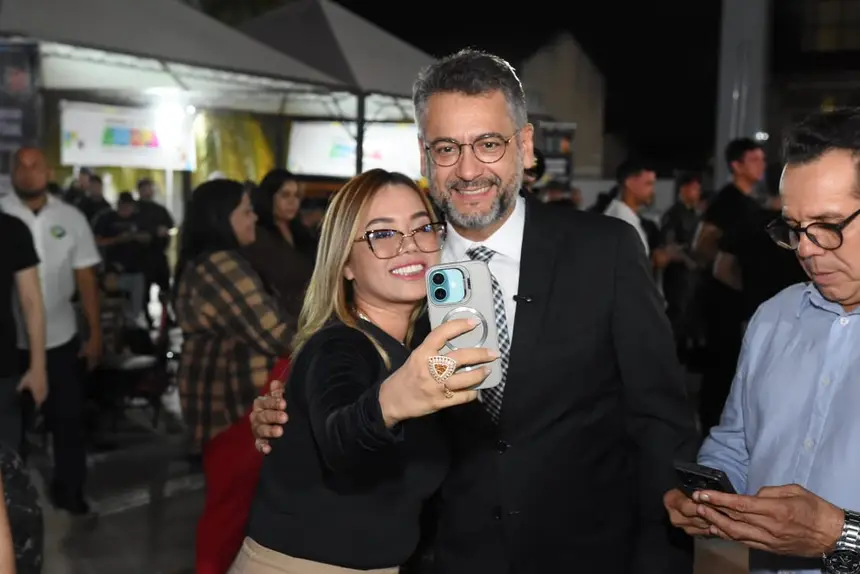  <div class='credito_fotos'>Foto: Crisyano Mendes / AGÊNCIA GRITO   |   <a href='/midias/2025/originais/20251001103638-GF00016565-F00206423.webp' download><i class='fa-solid fa-download'></i> Download</a></div>