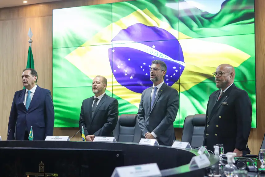  <div class='credito_fotos'>Foto: Israel Cardoso/GEA   |   <a href='/midias/2025/originais/20251003112145-GF00016568-F00206489.webp' download><i class='fa-solid fa-download'></i> Download</a></div>