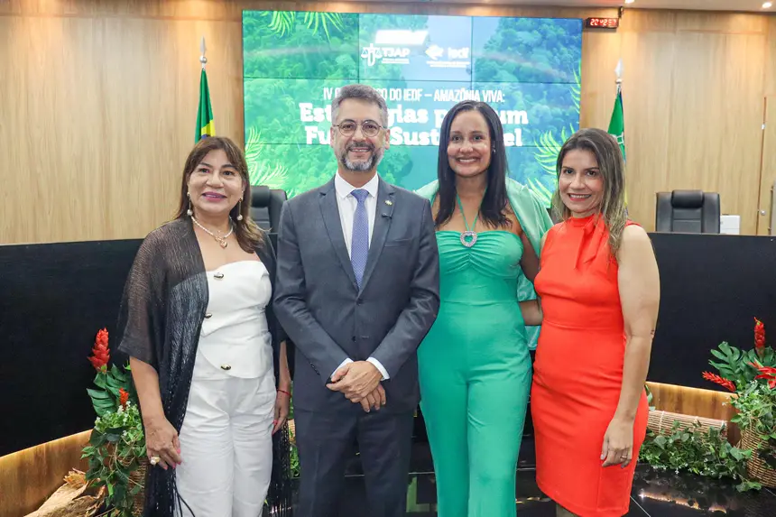  <div class='credito_fotos'>Foto: Israel Cardoso/GEA   |   <a href='/midias/2025/originais/20251003112323-GF00016568-F00206515.webp' download><i class='fa-solid fa-download'></i> Download</a></div>