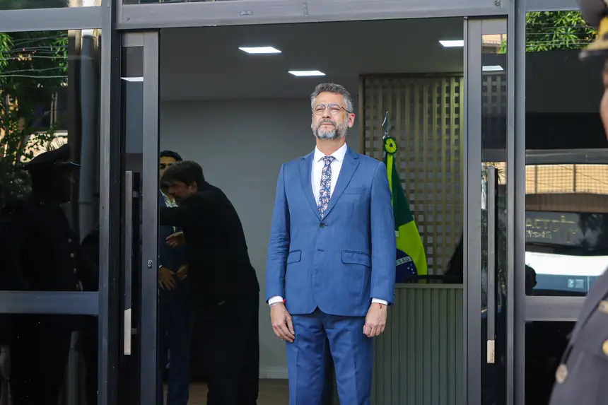  <div class='credito_fotos'>Foto: Israel Cardoso/GEA   |   <a href='/midias/2025/originais/20251006110045-GF00016575-F00206695.webp' download><i class='fa-solid fa-download'></i> Download</a></div>