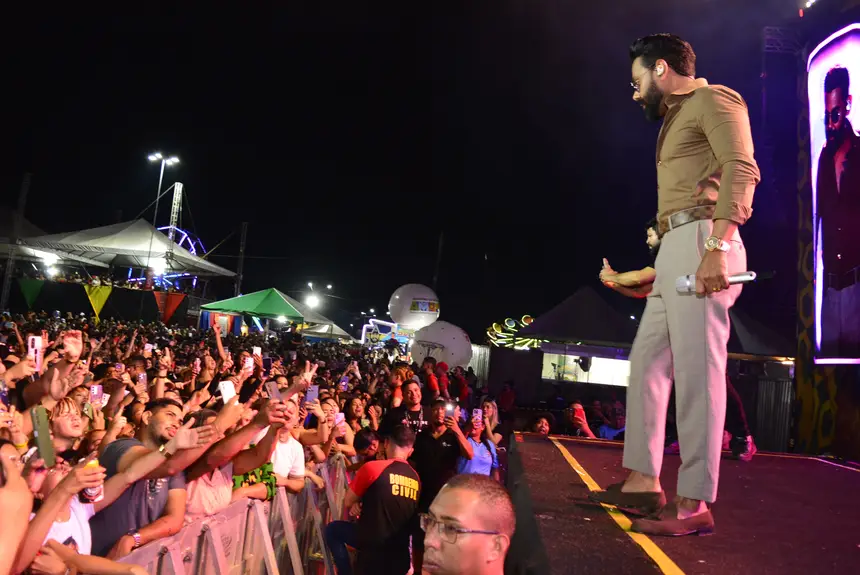 <div class='credito_fotos'>Foto: Maksuel Martins/GEA | <a href='/midias/2025/originais/20251006115538-GF00016579-F00206874.webp' download><i class='fa-solid fa-download'></i> Download</a></div>