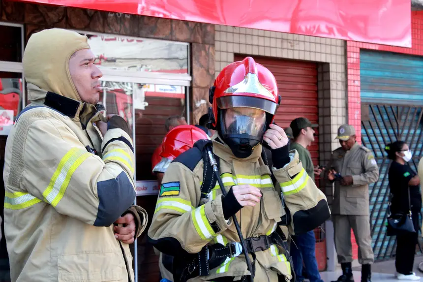  <div class='credito_fotos'>Foto: Márcia do Carmo/GEA   |   <a href='/midias/2025/originais/20251020092335-GF00016613-F00207793.webp' download><i class='fa-solid fa-download'></i> Download</a></div>