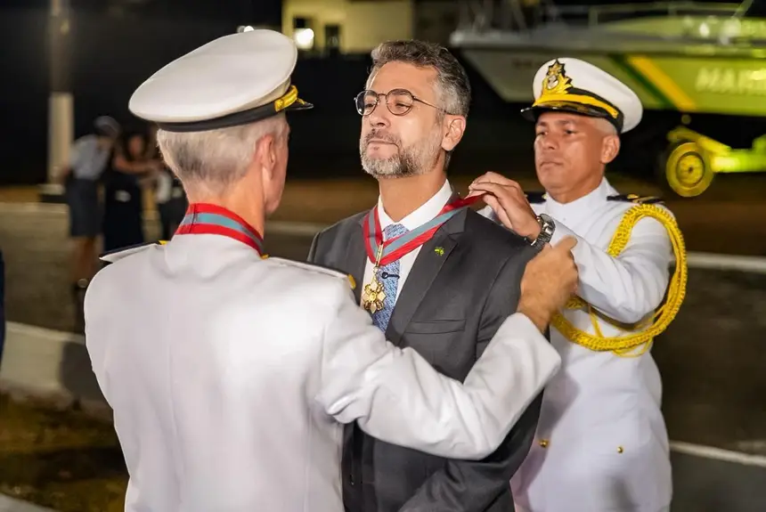  <div class='credito_fotos'>Foto: Jessé Matos/Agência Grito   |   <a href='/midias/2025/originais/20251023084526-GF00016622-F00208061.webp' download><i class='fa-solid fa-download'></i> Download</a></div>