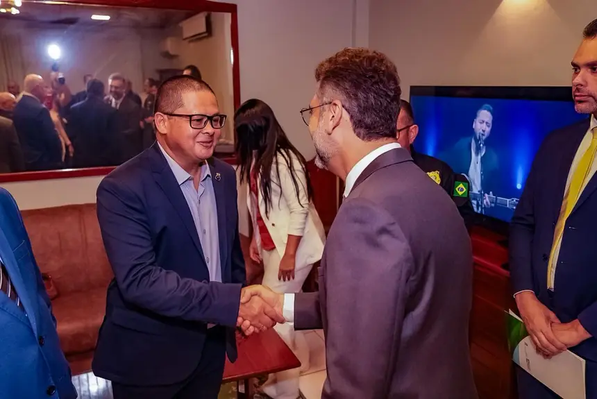  <div class='credito_fotos'>Foto: Jessé Matos/Agência Grito   |   <a href='/midias/2025/originais/20251023084534-GF00016622-F00208068.webp' download><i class='fa-solid fa-download'></i> Download</a></div>