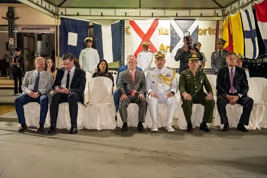  <div class='credito_fotos'>Foto: Jessé Matos/Agência Grito   |   <a href='/midias/2025/originais/20251023084543-GF00016622-F00208076.webp' download><i class='fa-solid fa-download'></i> Download</a></div>