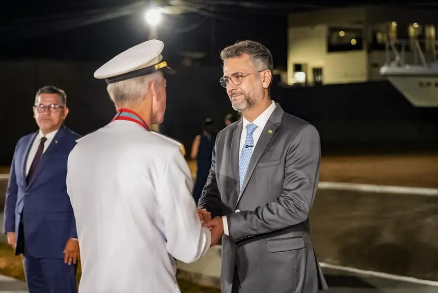  <div class='credito_fotos'>Foto: Jessé Matos/Agência Grito   |   <a href='/midias/2025/originais/20251023084548-GF00016622-F00208081.webp' download><i class='fa-solid fa-download'></i> Download</a></div>