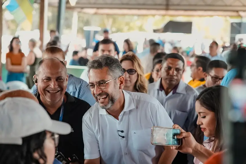  <div class='credito_fotos'>Foto: Jessé Matos/Agência Grito   |   <a href='/midias/2025/originais/20251107140407-GF00016656-F00208724.webp' download><i class='fa-solid fa-download'></i> Download</a></div>