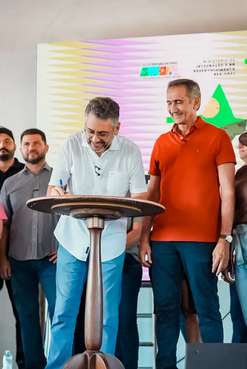  <div class='credito_fotos'>Foto: Jessé Matos/Agência Grito   |   <a href='/midias/2025/originais/20251107140416-GF00016656-F00208733.webp' download><i class='fa-solid fa-download'></i> Download</a></div>