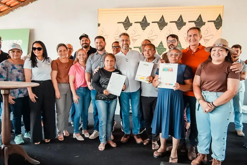  <div class='credito_fotos'>Foto: Jessé Matos/Agência Grito   |   <a href='/midias/2025/originais/20251107140420-GF00016656-F00208736.webp' download><i class='fa-solid fa-download'></i> Download</a></div>