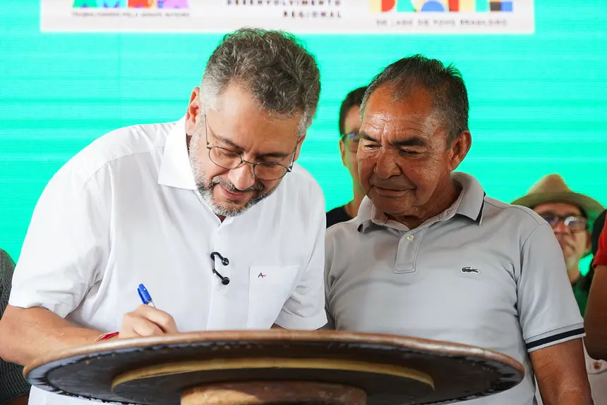  <div class='credito_fotos'>Foto: Lidiane Lima/GEA   |   <a href='/midias/2025/originais/20251107140732-GF00016656-F00208743.webp' download><i class='fa-solid fa-download'></i> Download</a></div>