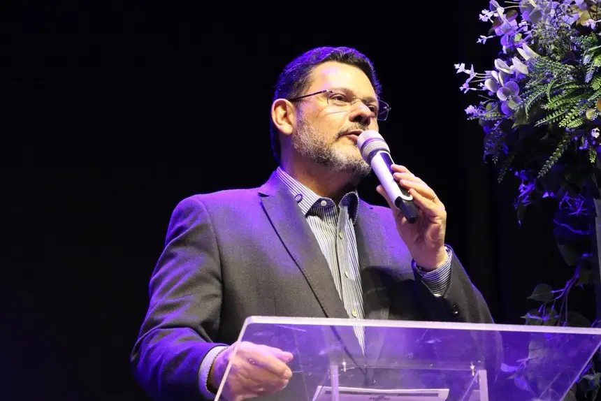  <div class='credito_fotos'>Foto: Ruan Alves / GEA   |   <a href='/midias/2025/originais/20251110085002-GF00016661-F00208860.webp' download><i class='fa-solid fa-download'></i> Download</a></div>