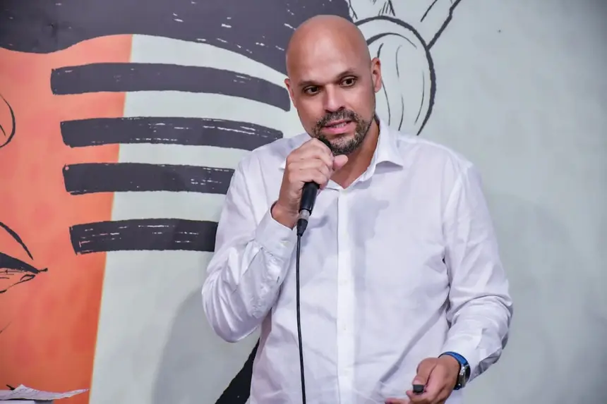  <div class='credito_fotos'>Foto: Max Renê/GEA   |   <a href='/midias/2025/originais/20251113143709-GF00016680-F00209308.webp' download><i class='fa-solid fa-download'></i> Download</a></div>