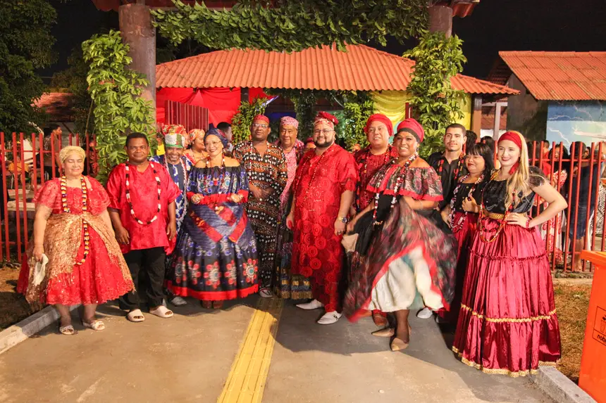  <div class='credito_fotos'>Foto: Gabriel Penha/Fundação Marabaixo   |   <a href='/midias/2025/originais/20251117082735-GF00016695-F00209659.webp' download><i class='fa-solid fa-download'></i> Download</a></div>