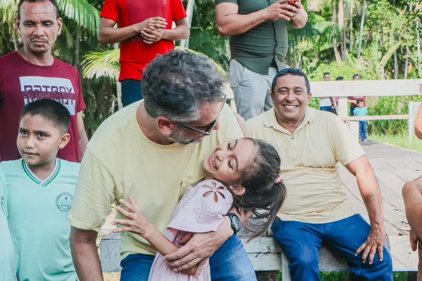  <div class='credito_fotos'>Foto: Dinho Rocha / Agência Grito    |   <a href='/midias/2025/originais/20251117092919-GF00016696-F00209683.webp' download><i class='fa-solid fa-download'></i> Download</a></div>