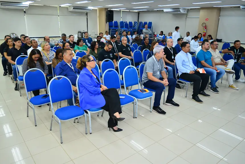  <div class='credito_fotos'>Foto: Maksuel Martins/GEA   |   <a href='/midias/2025/originais/20251118135941-GF00016700-F00209832.webp' download><i class='fa-solid fa-download'></i> Download</a></div>