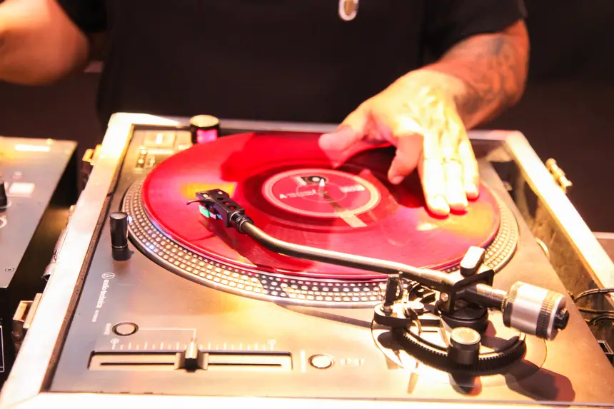  <div class='credito_fotos'>Foto: Gabriel Penha/Fundação Marabaixo   |   <a href='/midias/2025/originais/20251118161639-GF00016701-F00209889.webp' download><i class='fa-solid fa-download'></i> Download</a></div>