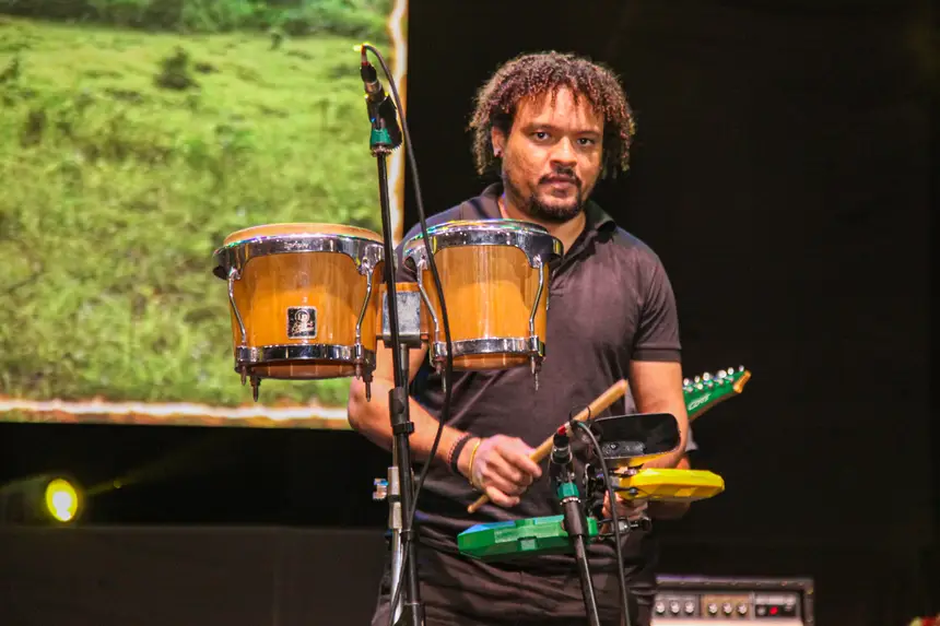  <div class='credito_fotos'>Foto: Gabriel Penha/Fundação Marabaixo   |   <a href='/midias/2025/originais/20251118161956-GF00016702-F00209916.webp' download><i class='fa-solid fa-download'></i> Download</a></div>