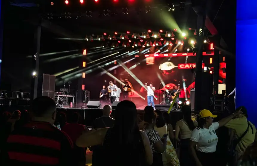  <div class='credito_fotos'>Foto: Max Renê/GEA   |   <a href='/midias/2025/originais/20251124094752-GF00016712-F00210145.webp' download><i class='fa-solid fa-download'></i> Download</a></div>