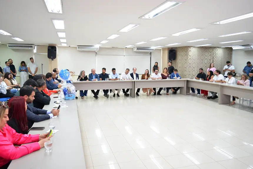  <div class='credito_fotos'>Foto: Maksuel Martins/GEA   |   <a href='/midias/2025/originais/20251124105151-GF00016717-F00210248.webp' download><i class='fa-solid fa-download'></i> Download</a></div>