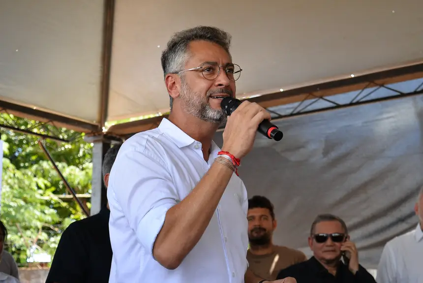  <div class='credito_fotos'>Foto: Maksuel Martins/GEA   |   <a href='/midias/2025/originais/20251124105501-GF00016718-F00210287.webp' download><i class='fa-solid fa-download'></i> Download</a></div>