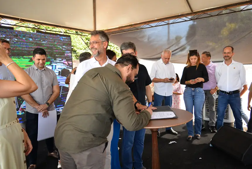  <div class='credito_fotos'>Foto: Maksuel Martins/GEA   |   <a href='/midias/2025/originais/20251124105523-GF00016718-F00210302.webp' download><i class='fa-solid fa-download'></i> Download</a></div>