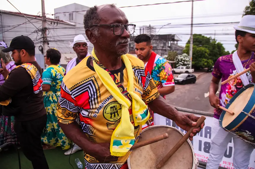  <div class='credito_fotos'>Foto: Gabriel Penha/Fundação Marabaixo   |   <a href='/midias/2025/originais/20251124112131-GF00016719-F00210320.webp' download><i class='fa-solid fa-download'></i> Download</a></div>
