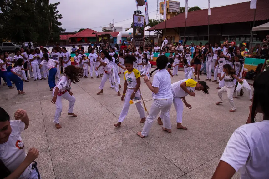 <div class='credito_fotos'>Foto: Gabriel Penha/Fundação Marabaixo   |   <a href='/midias/2025/originais/20251124112209-GF00016719-F00210348.webp' download><i class='fa-solid fa-download'></i> Download</a></div>