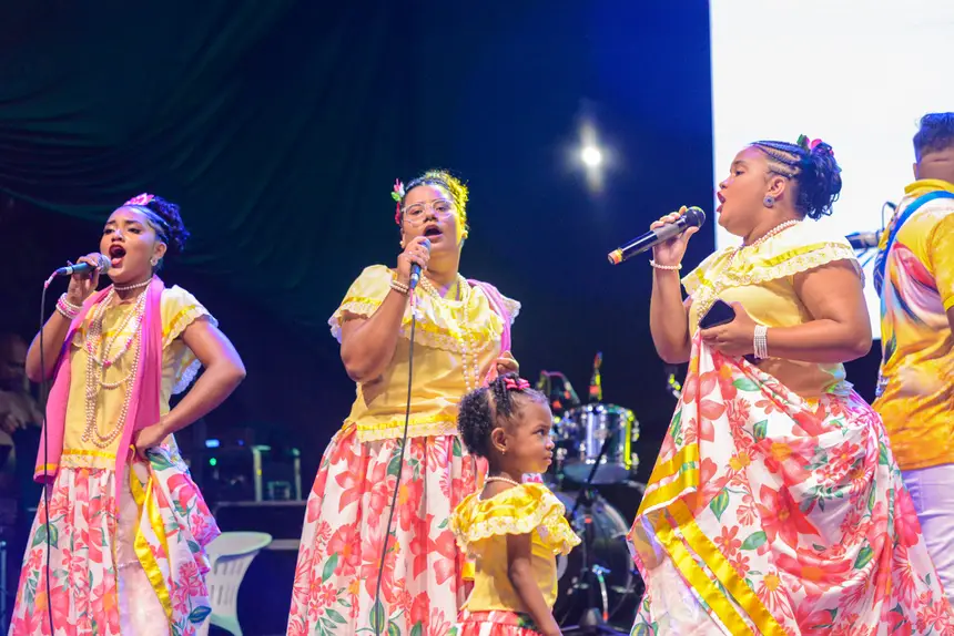  <div class='credito_fotos'>Foto: Gabriel Penha/Fundação Marabaixo   |   <a href='/midias/2025/originais/20251124140605-GF00016722-F00210450.webp' download><i class='fa-solid fa-download'></i> Download</a></div>