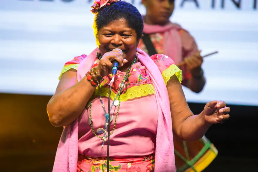  <div class='credito_fotos'>Foto: Gabriel Penha/Fundação Marabaixo   |   <a href='/midias/2025/originais/20251124140736-GF00016722-F00210521.webp' download><i class='fa-solid fa-download'></i> Download</a></div>