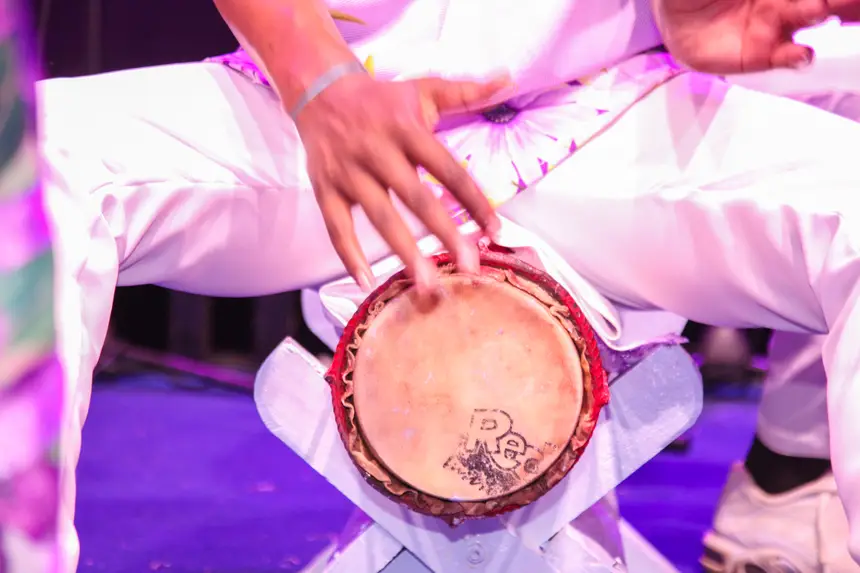  <div class='credito_fotos'>Foto: Gabriel Penha/Fundação Marabaixo   |   <a href='/midias/2025/originais/20251124140815-GF00016722-F00210551.webp' download><i class='fa-solid fa-download'></i> Download</a></div>