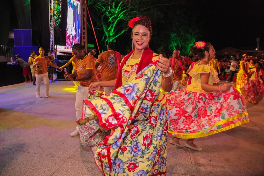  <div class='credito_fotos'>Foto: Gabriel Penha/Fundação Marabaixo   |   <a href='/midias/2025/originais/20251124140847-GF00016722-F00210575.webp' download><i class='fa-solid fa-download'></i> Download</a></div>