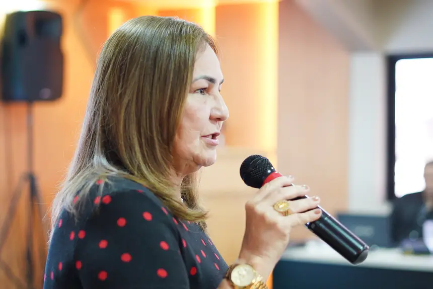  <div class='credito_fotos'>Foto: Lidiane Lima/GEA   |   <a href='/midias/2025/originais/20251125132126-GF00016723-F00210635.webp' download><i class='fa-solid fa-download'></i> Download</a></div>