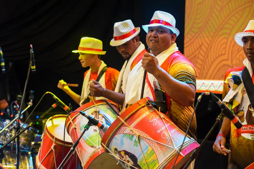  <div class='credito_fotos'>Foto: Gabriel Penha/Fundação Marabaixo   |   <a href='/midias/2025/originais/20251126094515-GF00016724-F00210647.webp' download><i class='fa-solid fa-download'></i> Download</a></div>