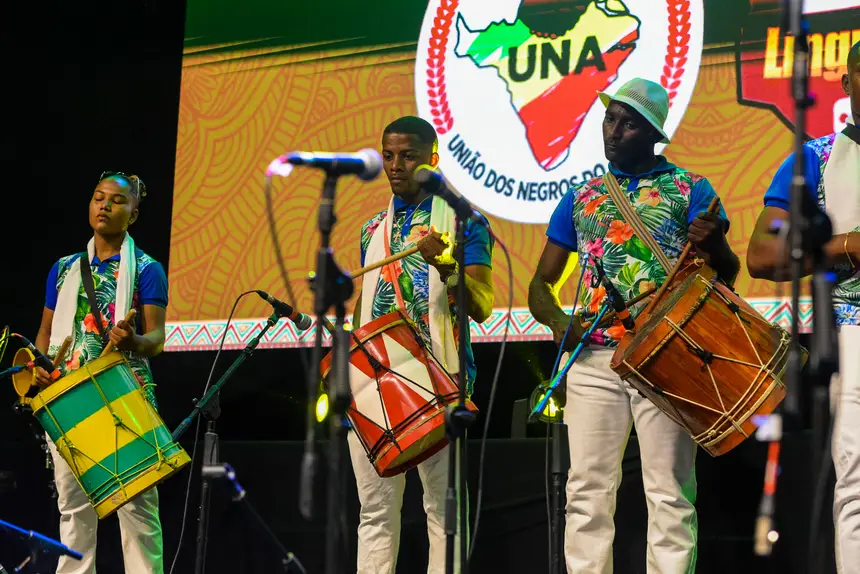  <div class='credito_fotos'>Foto: Gabriel Penha/Fundação Marabaixo   |   <a href='/midias/2025/originais/20251126094524-GF00016724-F00210654.webp' download><i class='fa-solid fa-download'></i> Download</a></div>