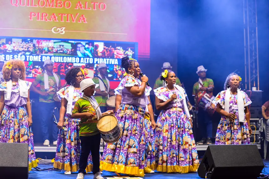  <div class='credito_fotos'>Foto: Gabriel Penha/Fundação Marabaixo   |   <a href='/midias/2025/originais/20251126094546-GF00016724-F00210672.webp' download><i class='fa-solid fa-download'></i> Download</a></div>